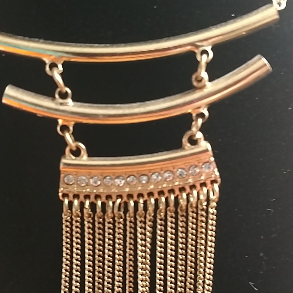 Necklace - Picture 2 of 3